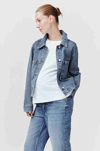 Pantalon en denim délavé à l'acide surdimensionné imprimé sur mesure pour femmes, jean droit à cheville basse et délavé en bleu de couleur pour l'été - Product Image 5