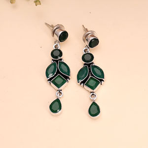 ต่างหูห้อยแบบออกซิไดซ์ ทำด้วยมือ ชุบเงิน ต่างหูแบบห้อยสำหรับผู้หญิง - Product Image 2