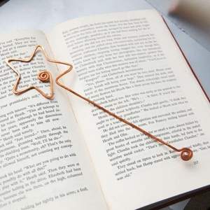 ที่คั่นหนังสือโลหะสำหรับตกแต่งที่มีลวดลายที่ซับซ้อนเหมาะสำหรับเทศกาลวันเกิดกิจกรรมขององค์กรและงานเลี้ยงสังสรรค์ - Product Image 4