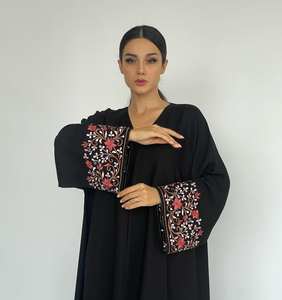 Abaya en soie noire anti-rides avec broderie multicolore pour adultes - Vêtement de prière - Product Image 5