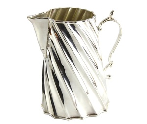 Carafe rectangulaire en métal argenté, collection Sheffield Silver Royal Family, capacité 1,5 L, style traditionnel classique - Product Image 1