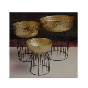 Tazón de Servir Redondo de Madera y Hierro de la Mejor Calidad para Alimentos y Chocolates para Uso en la Cocina - Product Image 4