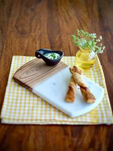 2024 New Arrival Factory Sale Acacia Wood and Marble Serving <b>Tray</b> Custom Pattern Home Trending Mother Pearl Dessert <b>Tray</b> - Product Image 3