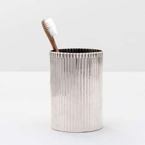 Porte-brosse à dents en laiton de qualité supérieure Finition or poli Conçu pour les comptoirs de salle de bain de luxe Stockage élégant Écologique Durable - Product Image 5