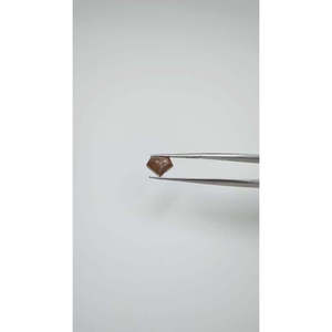 Diamante natural suelto de sal y pimienta, facetado en pentágono, 6.2-7.7 mm, 1.3 Ct, claridad VS2, buen corte, certificado IGI para uso en joyería - Product Image 5