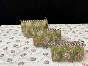 Quilted Eco-Friendly Cotton Vintage Travel Pouch Set Large Capacity <b>Zipper</b> Closure Cosmetic <b>Bags</b> <b>with</b> Floral & Animal Print - Product Image 3