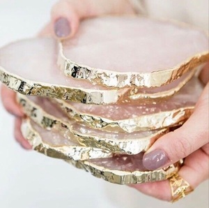 Élégant ensemble de sous-verres en résine époxy pour tasse à thé et porte-verre - Product Image 1