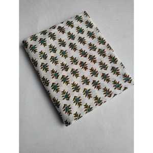 Tissu en pur coton imprimé de bloc de main peigné de haute qualité pour la décoration intérieure croix indienne tissée personnalisable pour doublure entoilage - Product Image 1