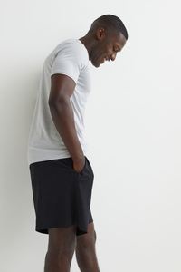 T-shirt de fitness intelligent avec col rond et manches courtes en tissu tricoté respirant anti-boulochage blanc avec logo imprimé - Product Image 3