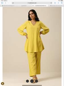 Conjuntos elegantes de ropa de invierno de tela gruesa para mujer Monocolor Plain Muslim Indian & Pakistani Clothing 2025 Collection - Product Image 6