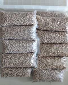 Pellets de madera DIN PLUS / EN Pellets de madera Venta al por mayor de Europa Pellets de madera de biomasa en bolsas de plástico de 15kg. - Product Image 6