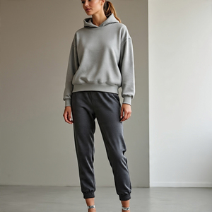 Conjunto de chándal deportivo personalizado para mujer, conjunto de chándal con capucha y pantalones de chándal, venta al por mayor de chándal para mujer - Product Image 4