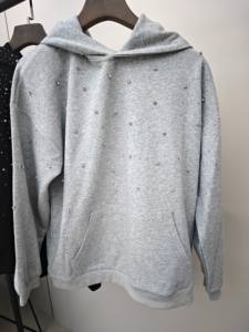 เสื้อฮู้ดดี้โอเวอร์ไซส์ แขนเสื้อแบบดรอปโชว์เดอร์ ประดับด้วยคริสตัล  รับสกรีนโลโก้  ผ้าคอตตอนเทอร์รี่หนานุ่ม คุณภาพสูง สำหรับผู้ชาย สไตล์สตรีทแวร์ - Product Image 4