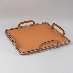 Plateau en cuir luxueux fabriqué à la main avec bords cousus et finition de qualité supérieure parfait pour servir une maison et un bureau élégants - Product Image 4