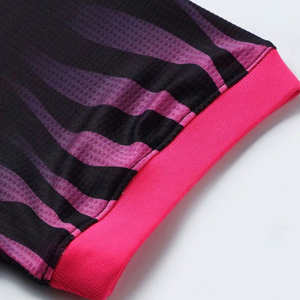 Ropa de fútbol de alta calidad para clubes, escuelas y equipos con ajuste cómodo y elegantes conjuntos de ropa de fútbol de color degradado - Product Image 5