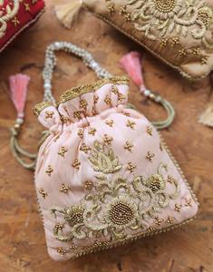 Hot Selling Beautiful Indian Handmade Rajasthani Drawstring Potli Bags <b>for</b> <b>Wedding</b> Gift Returns Gifts Coin Purse <b>Handbags</b> - Product Image 2