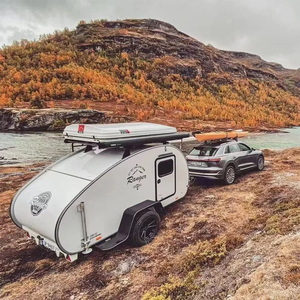 Autocaravanas y Campers Móviles Modernas de Tamaño Pequeño, Multifuncionales para Explorar y Hacer Safaris - Product Image 4