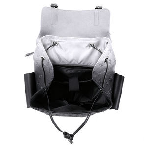 Zaino per Laptop in Pelle di Alta Qualità, Stile Vintage e Business per Uomo, con Design Impermeabile e Logo Personalizzato in Rilievo - Product Image 4