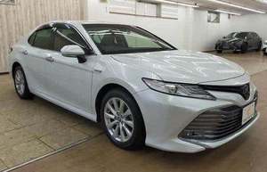 Camry 2017 d'occasion, très esthétique, sièges en cuir propres, caméra de recul, conduite à gauche, phares LED, toit ouvrant, écran tactile - Product Image 3