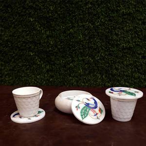 Sous-verres en marbre blanc sculpté, sous-verres pour boissons chaudes et froides avec support, ensemble de 2 pour thé, café, cocktails - Product Image 5