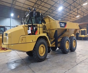 Gran Oferta: Tractor Caterpillar 730 C2L700354 Usado del 2017, Listo para Enviar - Product Image 1