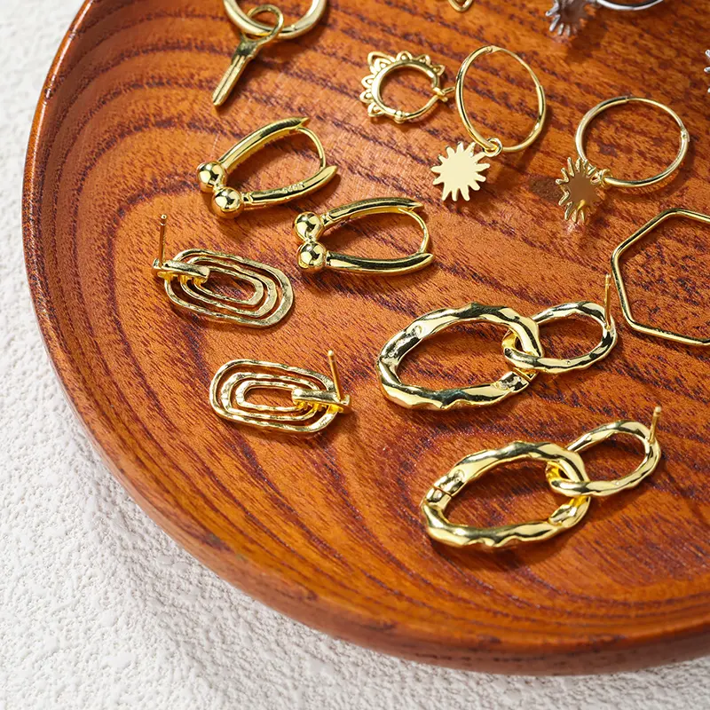 Wholesale 925 sterling silver 2024 18k gold hoop earrings fashion trendy geometric drop hoop earring for women