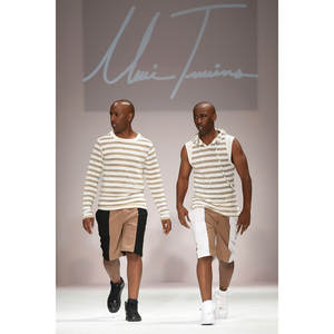 Hoodie sans manches slim fit pour homme, broderie 3D dorée, tailles XXS-5XL, motif uni avec fermeture éclair, tissu tricoté, sérigraphié - Product Image 4