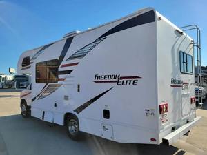 NEATLY USED 2020 T-H-O-R M-O-T-O-R FREEDOM E-L-I-T-E 23H HIGH PERFORMANCE 36ft Long 2000KG Payload Dark for Sale - Product Image 6