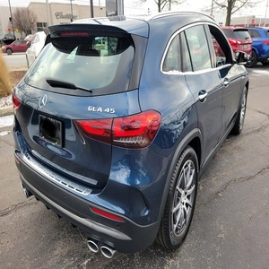 Haute norme 2021 Me Rce Des-Benz AMG GLA 45 4MATIC AWD transmission intégrale 1-4 cylindres SUV/ Crossover 5 sièges voiture - Product Image 3