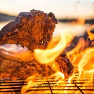 Briquettes de bois dur BBQ Cube de haute qualité 1KG qualité d'exportation Premium A + sans fumée longue combustion 6600J Grill 4% cendres OEM disponible - Product Image 6