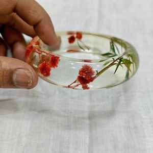 กำไลข้อมือเรซิ่นแฟชั่นสีสันสดใส สไตล์วินเทจ งานฝีมือขัดเงาอย่างดี คุณภาพเยี่ยม ผลิตตามสั่ง สำหรับผู้หญิง จากประเทศอินเดีย - Product Image 4