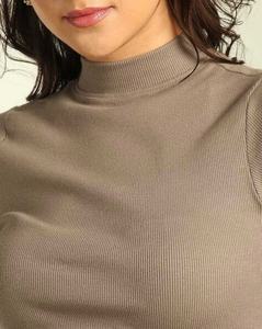 Camiseta corta informal y cómoda para mujer para venta en línea/Camisetas cortas de ropa activa para mujer para uso en verano - Product Image 2