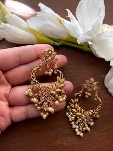 Indian Style <b>Silver</b> Alloy <b>Stud</b> <b>Earrings</b> with Zircon Stones Ethnic Design for Women's Wedding Engagement - Product Image 3