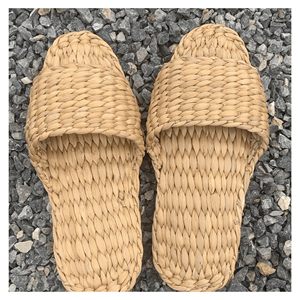 Pantuflas de Jacinto de Agua, Pantuflas Trenzadas de Jacinto de Agua con Suela de EVA para Interiores, Amenidades de Hotel, Hechas en Vietnam - Product Image 4