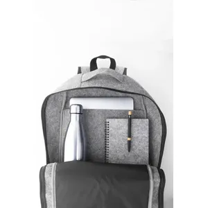 Mochila de Fieltro Ecológica RPET, Reutilizable y Sostenible, Artículos Promocionales - Product Image 4