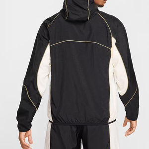 Veste de football OEM en satin vintage pour homme coupe-vent imperméable à col montant personnalisé avec logo brodé et fermeture à glissière pour l'hiver - Product Image 2