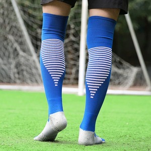 Chaussettes hautes de football au genou pour adultes Spandex/Nylon/Coton absorbant la sueur et antibactérien Commandes en gros du fournisseur d'usine - Product Image 5