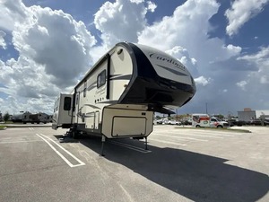 Forest River CARDINAL LIMITED 3780LFLE d'occasion 2020 prêt à la vente - Product Image 6