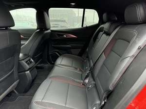 2025 C-h-e-v-r-o-l-e-t E-q-u-i-n-o-x E V RS AWD à faible kilométrage et abordable prix en stock prêt pour l'expédition - Product Image 6