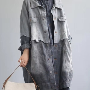 Chaqueta Vaquera Clásica para Mujer, Corte Regular, con Detalle de Botones Lavados, Versátil, Moderna, Estilo Vintage - Product Image 1