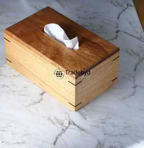 Boîte à mouchoirs en bois naturel de qualité supérieure, motif floral gravé, écologique, pour la décoration de la maison et les cadeaux, Tradebyd - Product Image 1