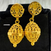 Ensemble de colliers à breloques classiques en laiton plaqué or avec chaîne maille forçat et motif floral pour mariages et soirées