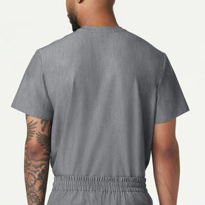 Top Exfoliante para hombre con logotipo personalizado con impresión de bordado y opciones de etiquetas, uniforme médico cómodo y transpirable para el cuidado de la salud - Product Image 5