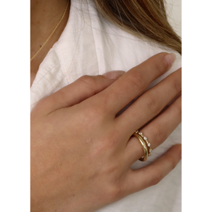 Anillo de Eternidad Arielle de Cuatro Puntas con Diamantes de Claridad VS, Joyería Fina Geométrica para Compromiso, Certificado por IGI - Product Image 2