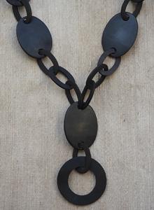 Collier de luxe en corne de buffle fait à la main, bijoux naturels et durables pour femmes, haute qualité - Product Image 2