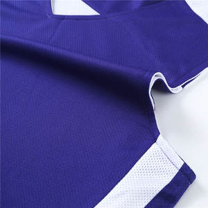 2025 personnalisé Top Design basket-ball uniforme ensemble de haute qualité dernière conception personnalisé jeunesse en gros uniformes de basket-ball - Product Image 3