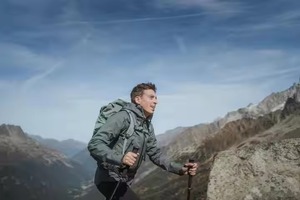 แจ็กเก็ตไนลอนปักโลโก้แบบย้อนยุคสำหรับผู้ชายเสื้อกันลมไม่มีท่อ - Product Image 4