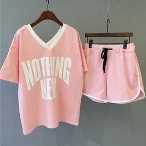 ชุดกางเกงขาสั้น2ชิ้นเสื้อยืดและกางเกงขาสั้นคอวีแขนสั้นสำหรับผู้หญิงชุด2ชิ้น2024สีพื้นแฟชั่นลำลองสำหรับฤดูร้อน - Product Image 3