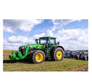Tractores premium de la serie 8R de John Deere disponibles con sistema de guiado inteligente de alta capacidad de elevación y potente rendimiento del motor - Product Image 6