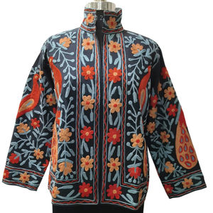 Veste en coton brodé Suzani multicolore faite à la main pour femmes veste respirante au design floral artisanal pour femmes - Product Image 1